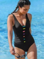 Jednodijelni moderni kupaći kostim za mršavljenje s tankini efektom
